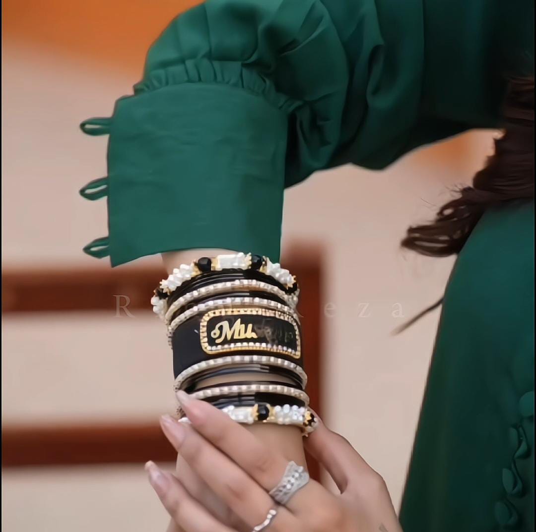 Personalized Name Bangles (Chorian)