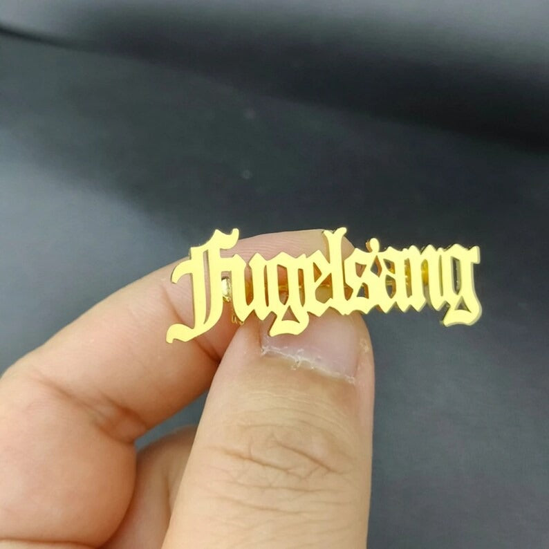 Customize Name Brooch – Personalized Silver/Golden Breastpin